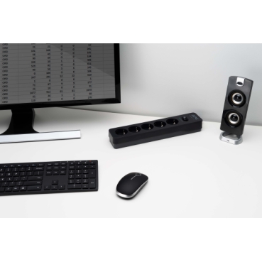 APC PME5B-RS Essential SurgeArrest 5 Outlet 2 USB Ports Black 230V Russia 4 APC PME5B-RS – photo 4